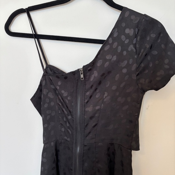 Reformed Dress Asymmetrical Black Size XS - Picture 7 of 8